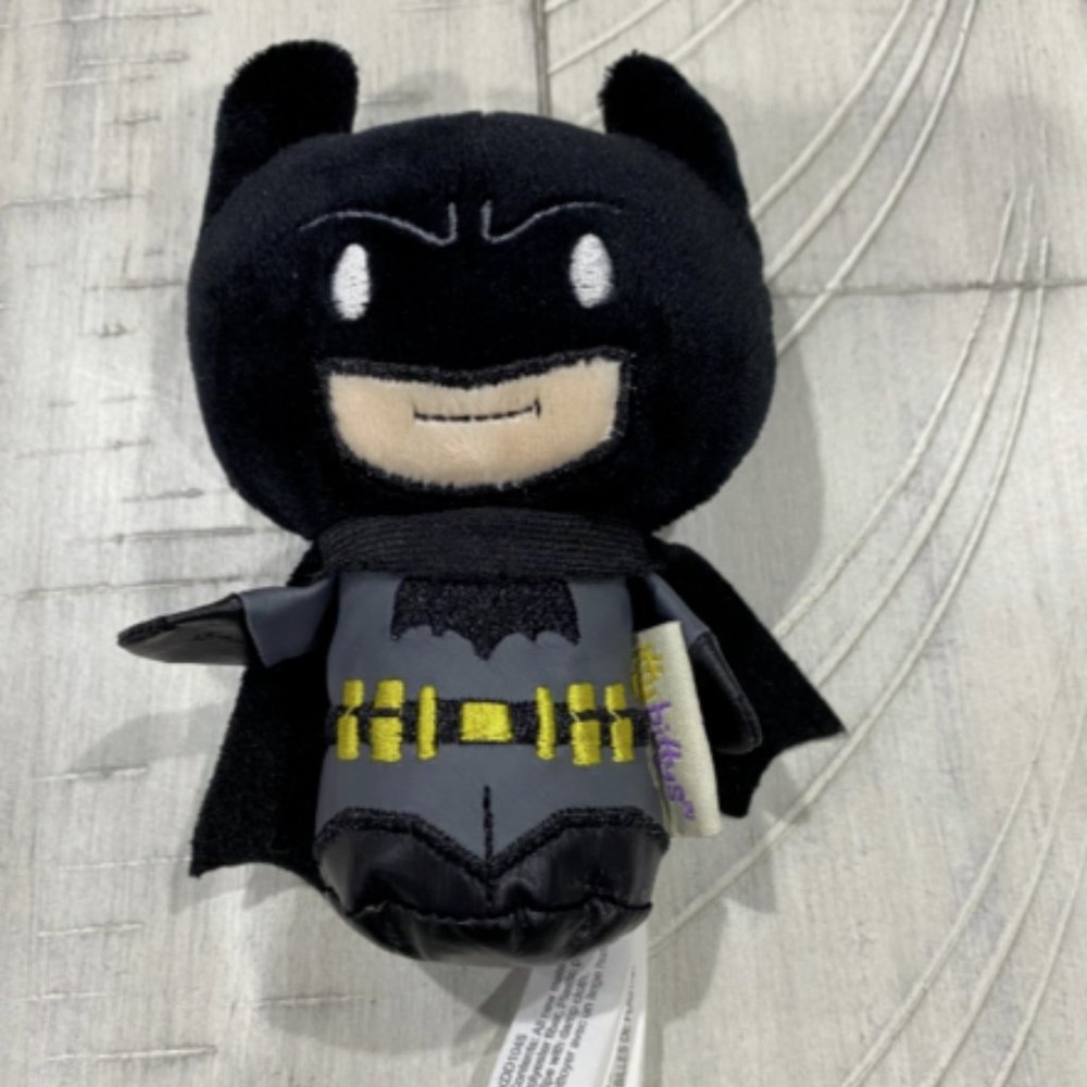 Hallmark Itty Bittys Limited Edition DC Comics Batman Dawn Of Justice Plush Toy